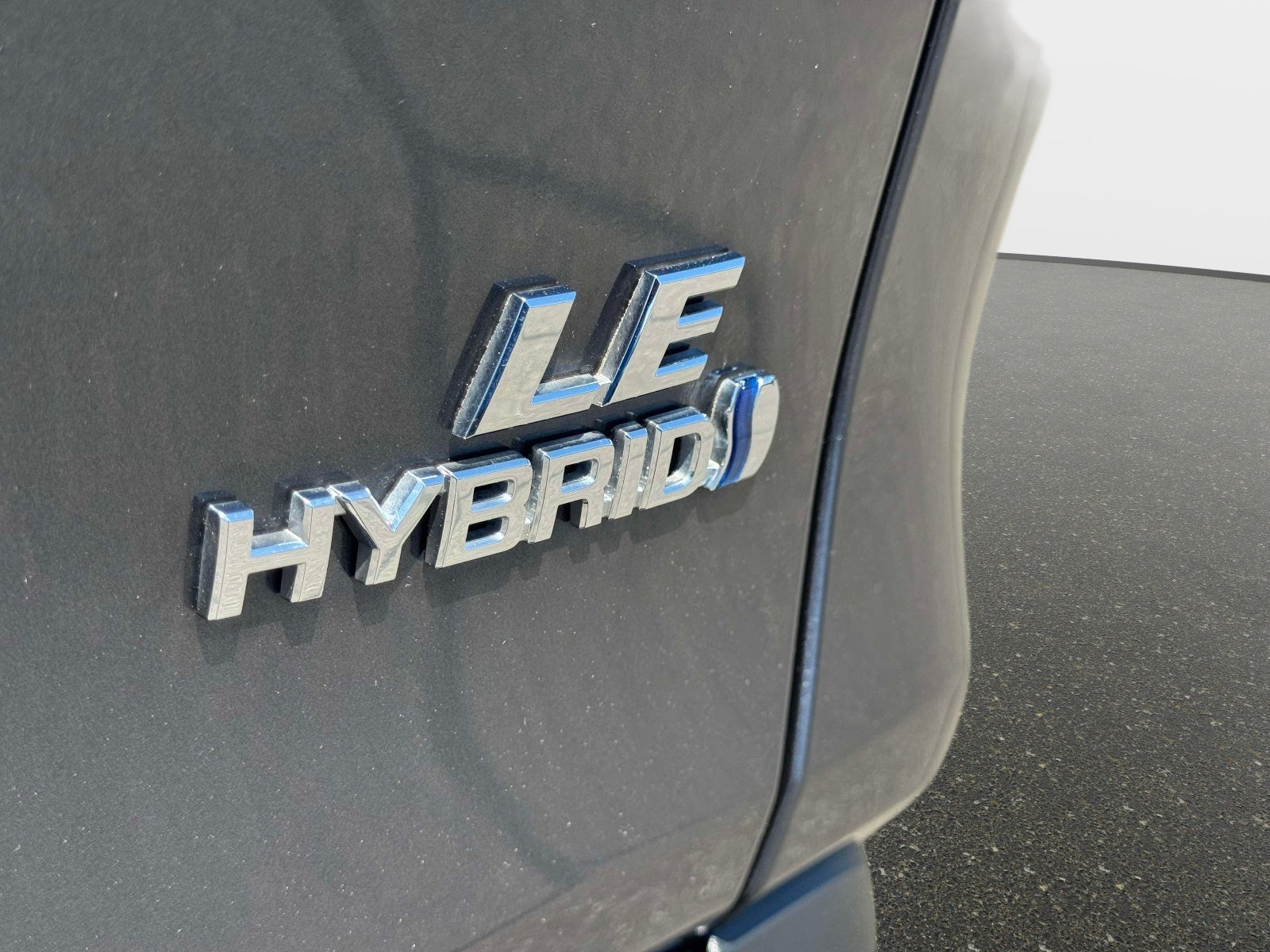2023 Toyota RAV4 Hybrid LE