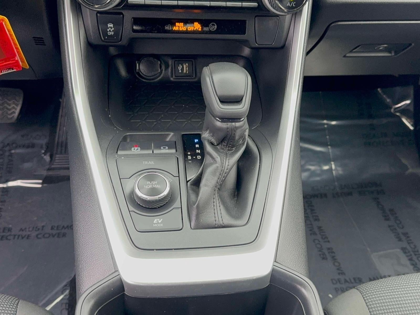 2023 Toyota RAV4 Hybrid LE