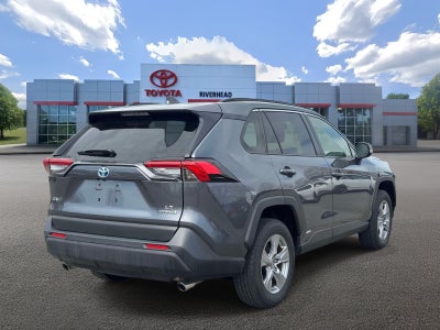 2022 Toyota RAV4 Hybrid LE