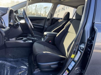 2018 Toyota RAV4 Hybrid XLE