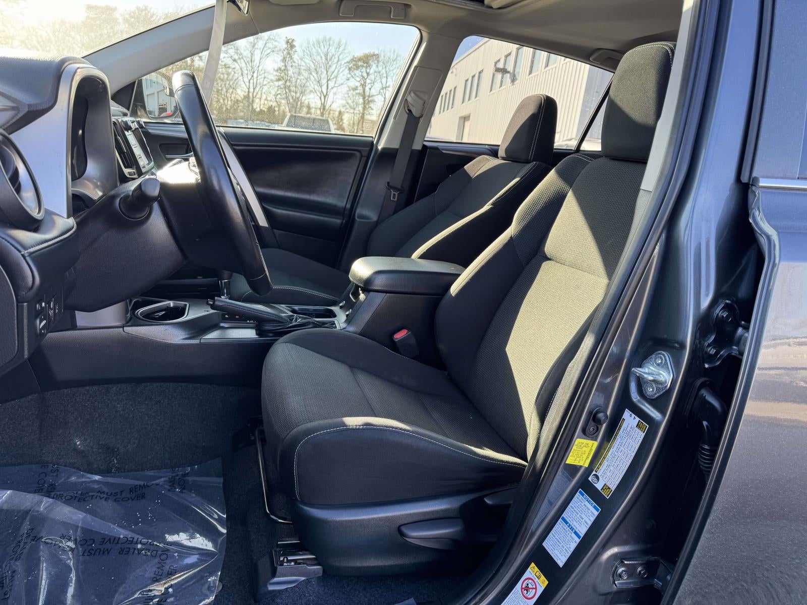 2018 Toyota RAV4 Hybrid XLE