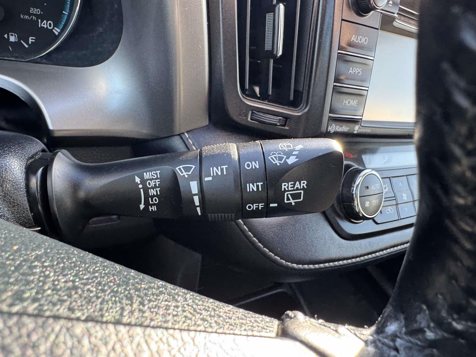 2018 Toyota RAV4 Hybrid XLE