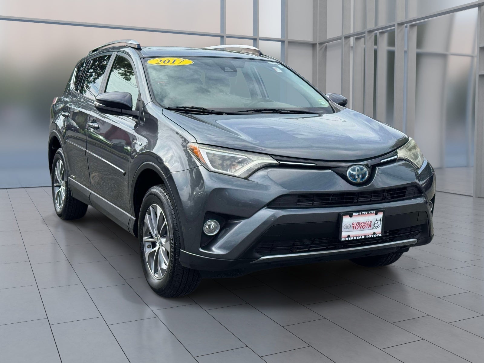 2017 Toyota RAV4 Hybrid XLE