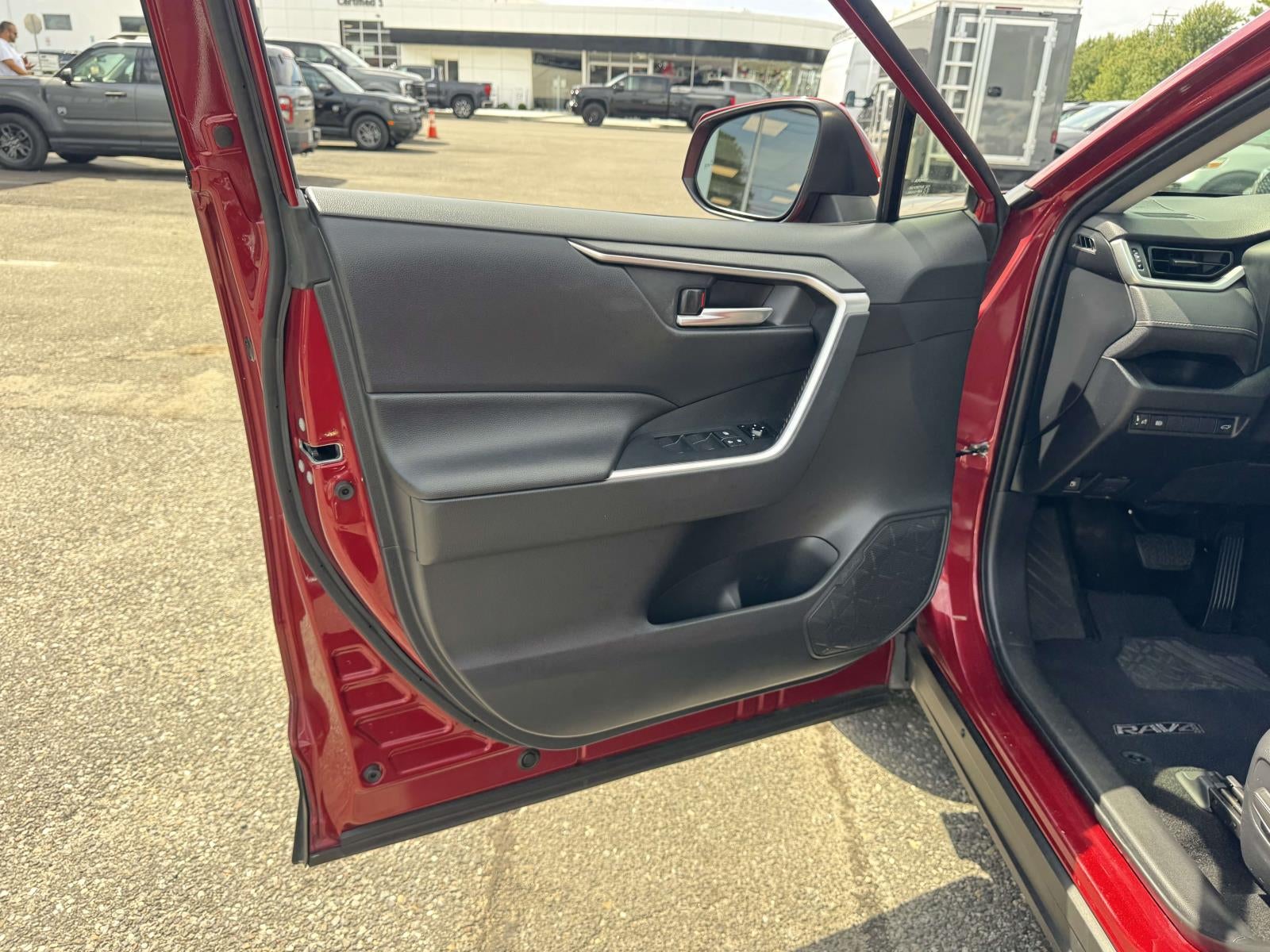 2019 Toyota RAV4 Hybrid XLE