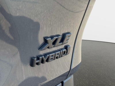 2022 Toyota RAV4 Hybrid XLE