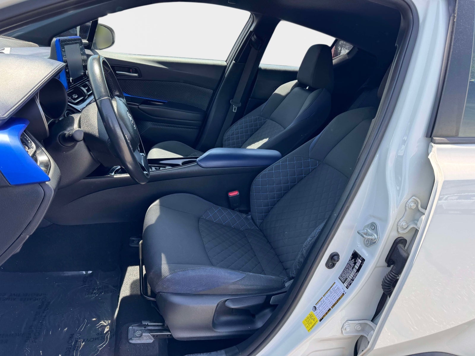 2021 Toyota C-HR XLE