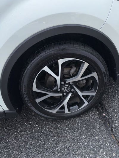 2021 Toyota C-HR XLE