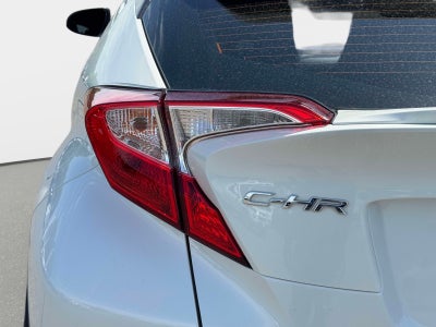2021 Toyota C-HR XLE