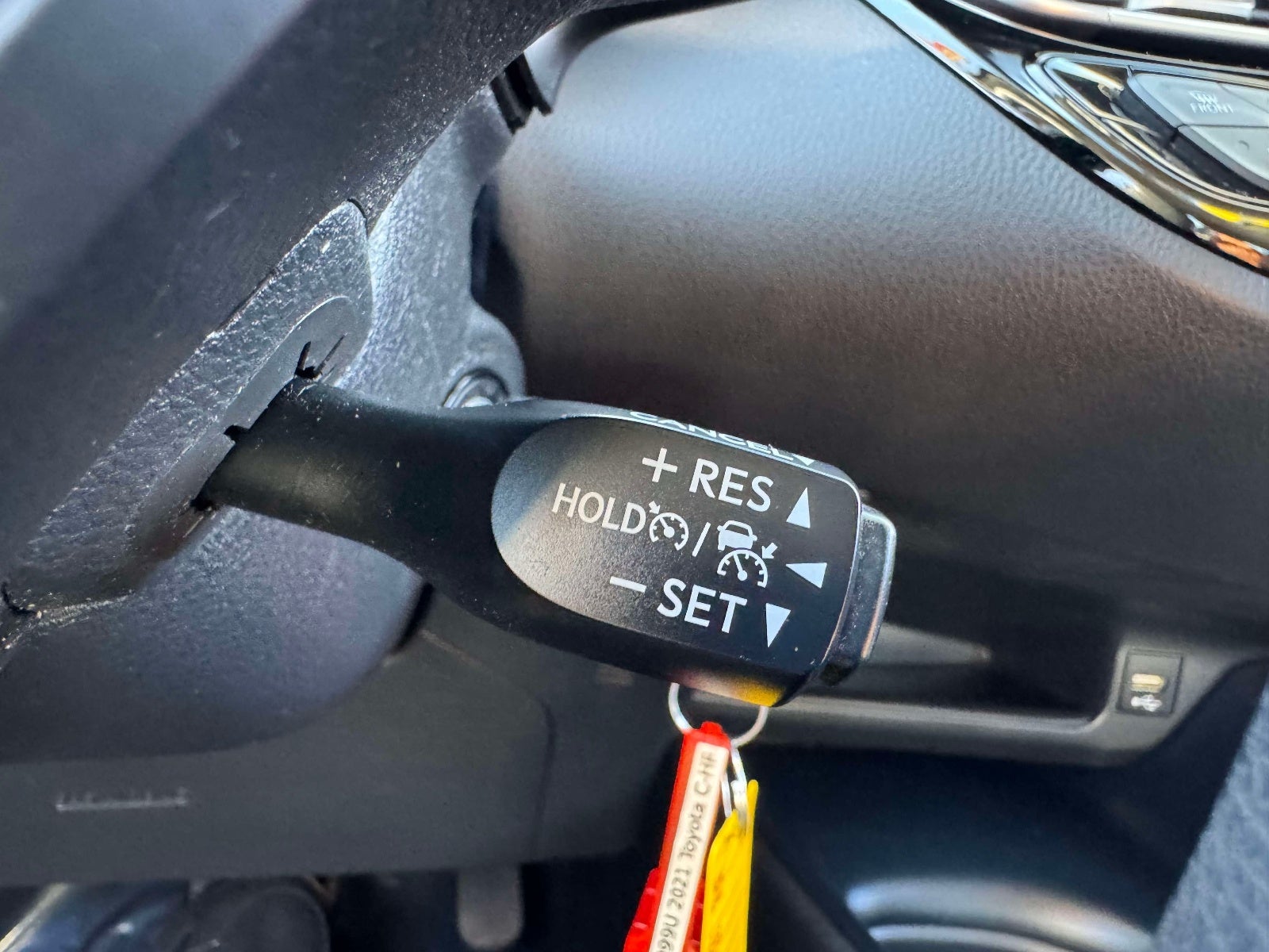 2021 Toyota C-HR LE