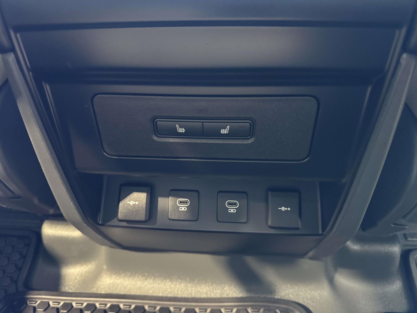 2021 Land Rover Defender 110 S