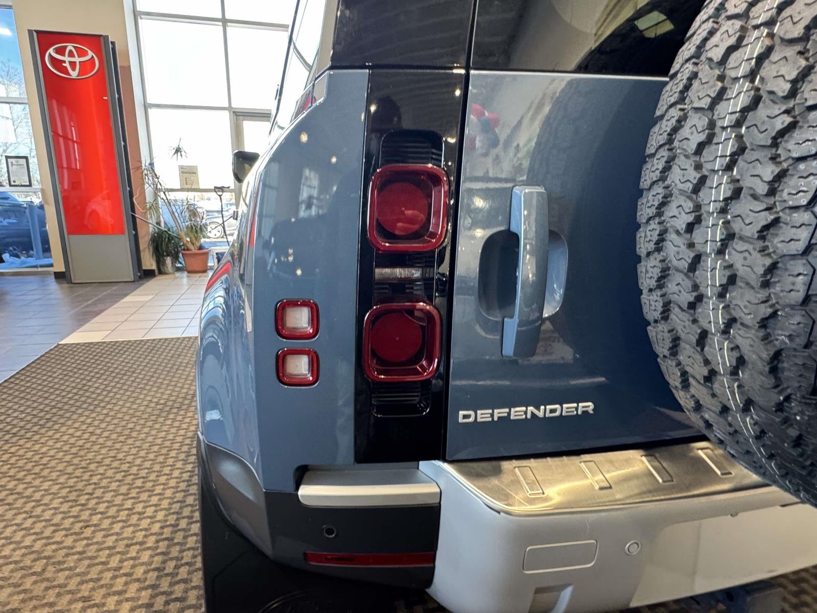 2021 Land Rover Defender 110 S