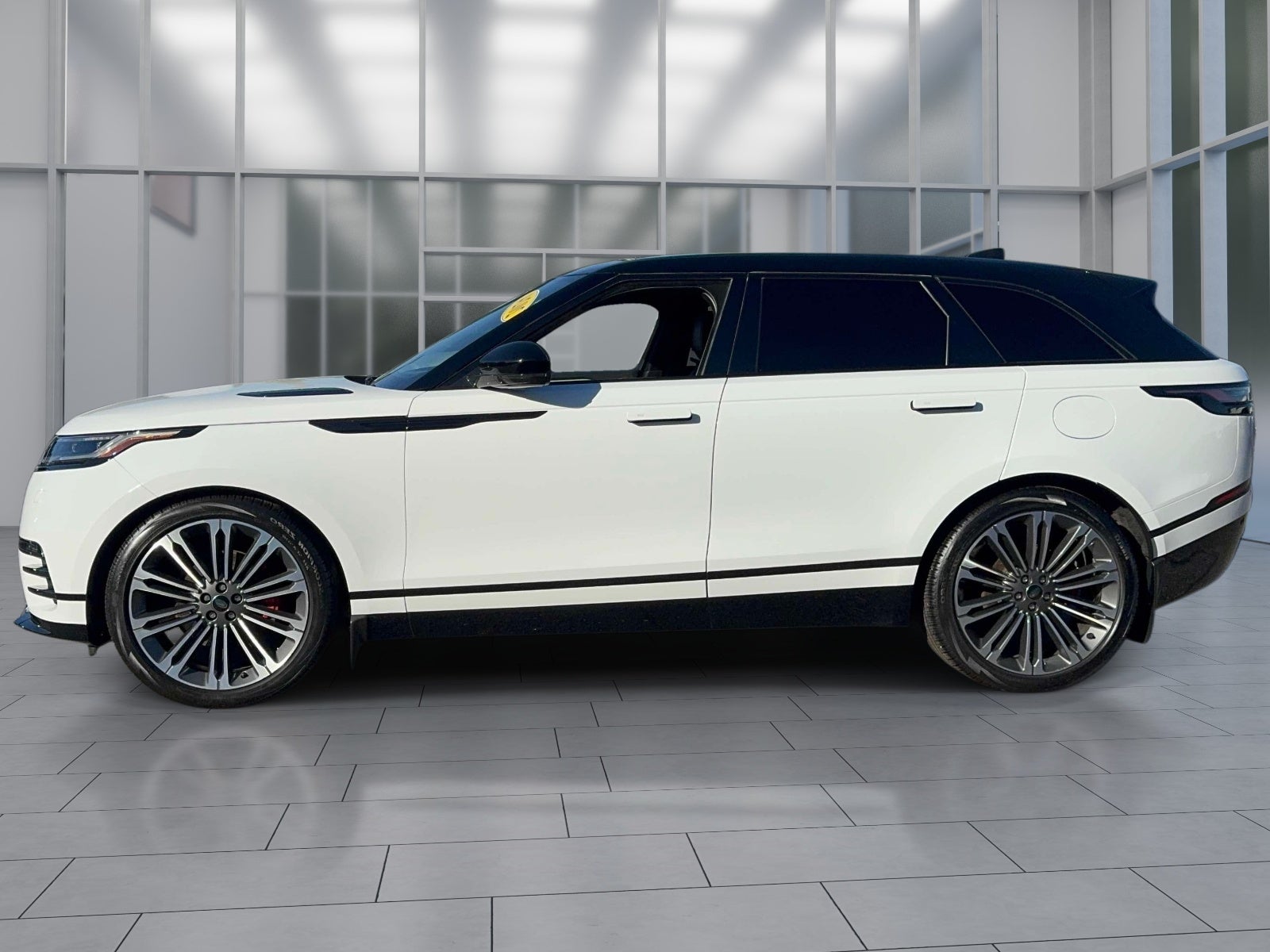 2024 Land Rover Range Rover Velar Dynamic SE