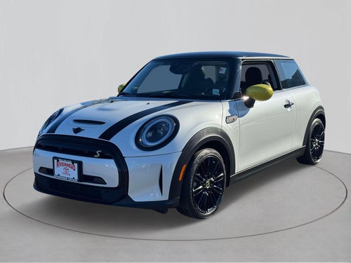2024 MINI Cooper SE Electric Signature Plus