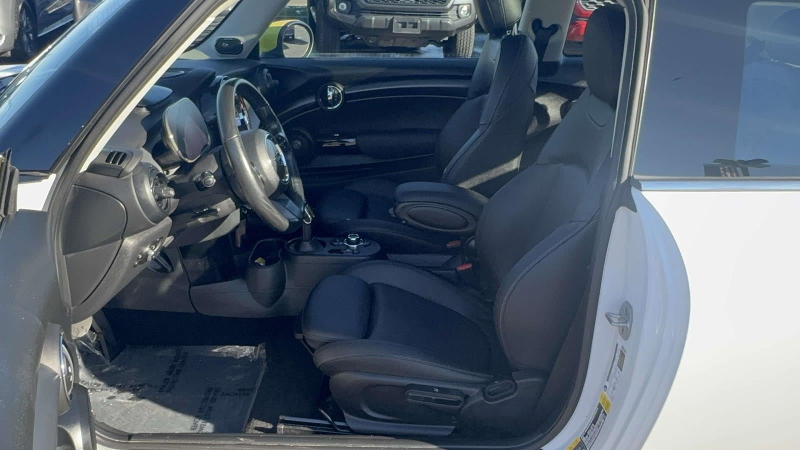 2024 MINI Cooper SE Electric Signature Plus