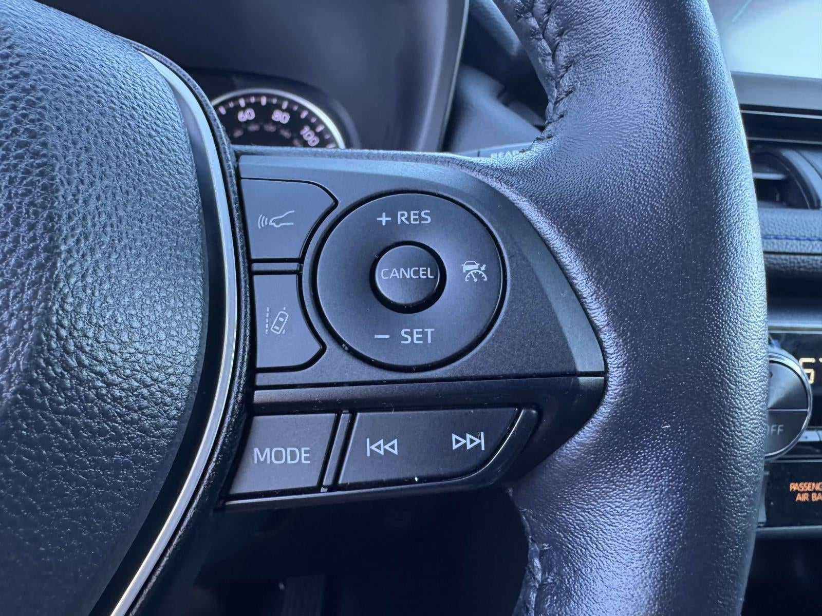 2022 Toyota RAV4 Hybrid SE