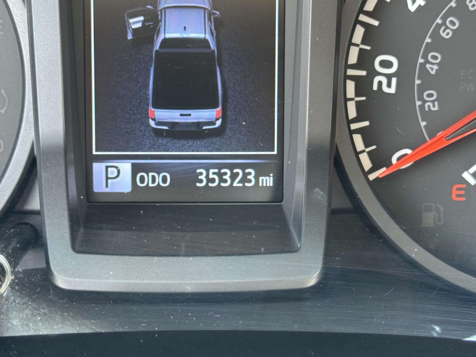 2022 Toyota Tacoma SR