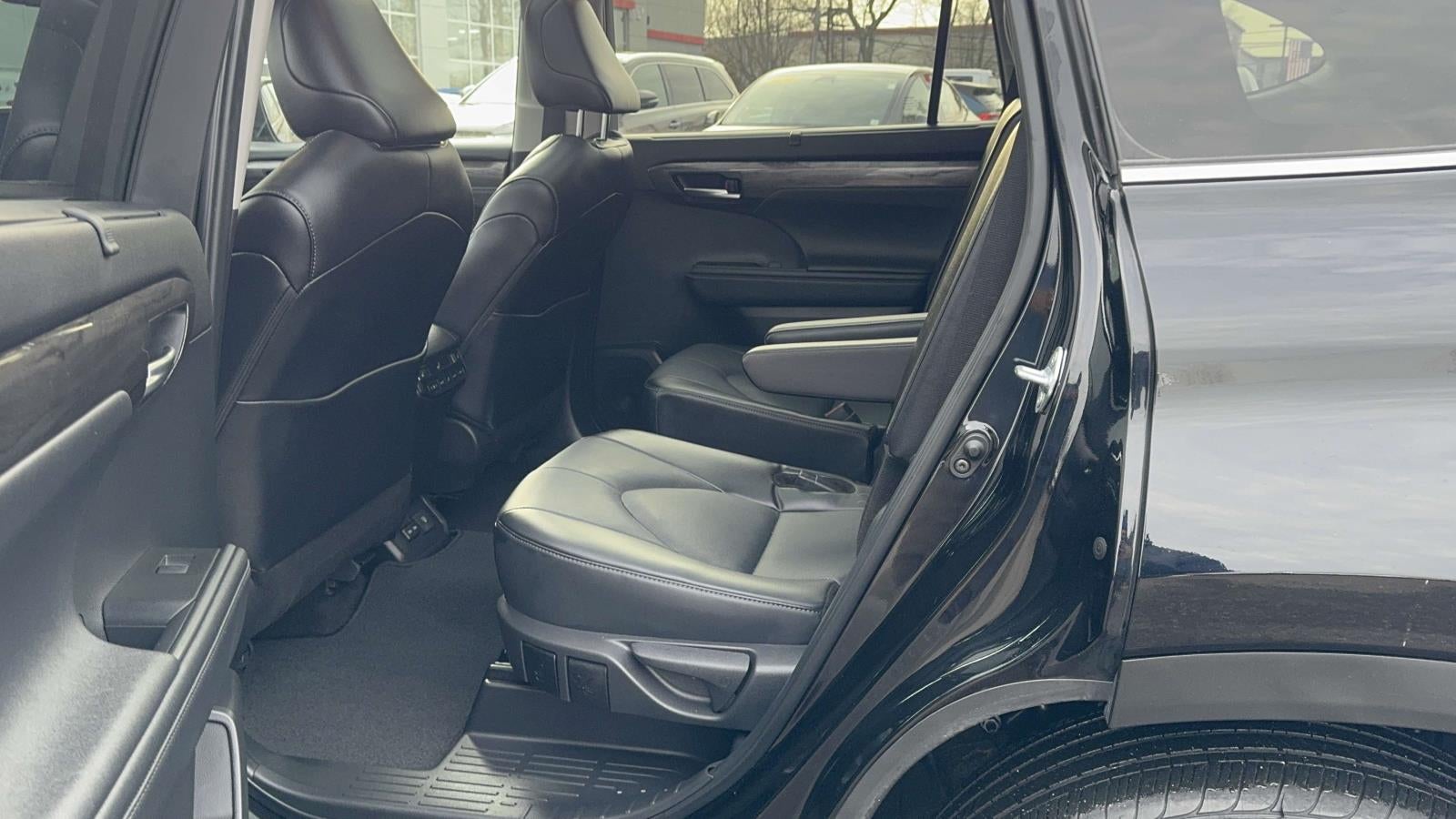 2024 Toyota Highlander Platinum