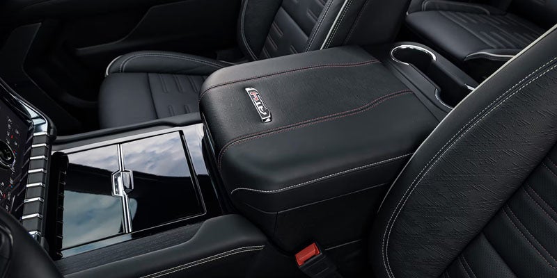 2026 GMC Yukon Grille Up Center Console Riverhead, NY